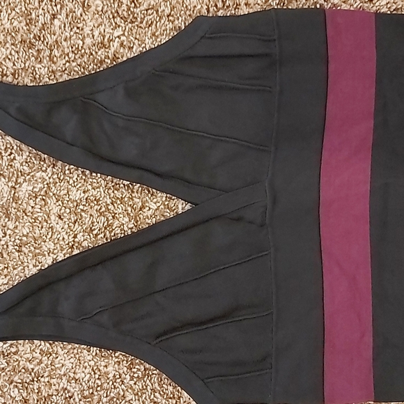 Dress- size M - Picture 2 of 2